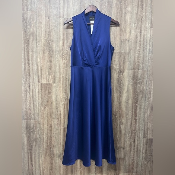 Akris Dresses & Skirts - AKRIS Blue Sleeveless Midi Dress